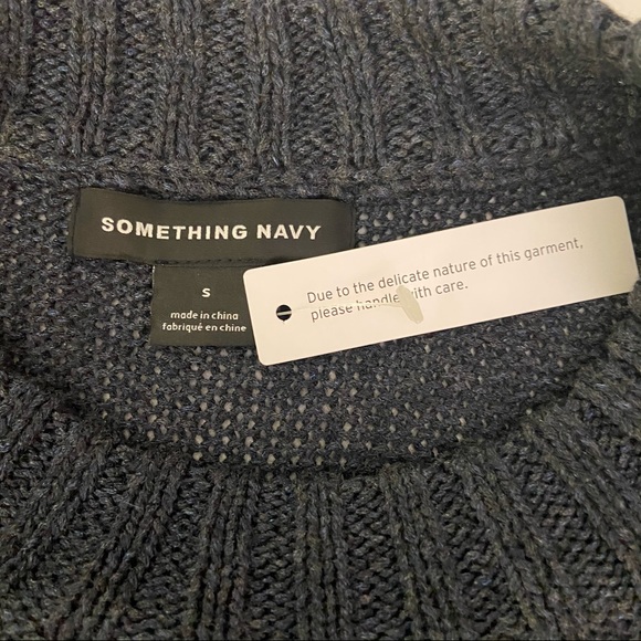 NWT Something Navy Subtle Sheen Sweater Size S - Picture 9 of 12